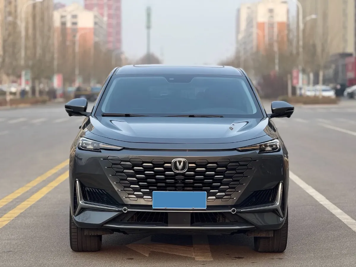 2021 ChangAn UNI-K 2.0T 233HP L4 8AT,autocango,china used car exporter,china ev exporter,chinese used car exporter,chinese used ev exporter