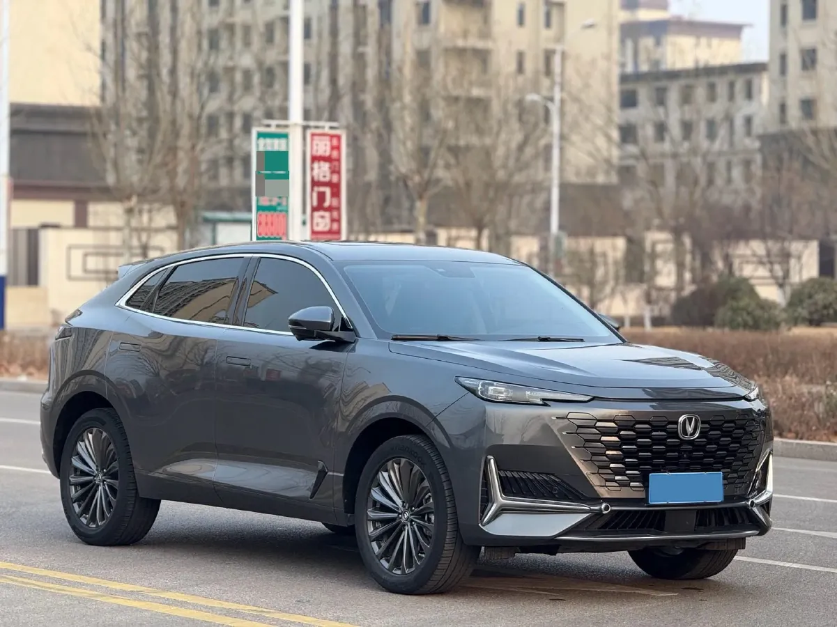 2021 ChangAn UNI-K 2.0T 233HP L4 8AT,autocango,china used car exporter,china ev exporter,chinese used car exporter,chinese used ev exporter