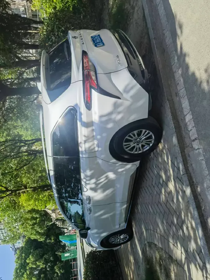 2023 Toyota Sienna 2.5L 189HP L4 E-CVT Hybrid,autocango,china used car exporter,china ev exporter,chinese used car exporter,chinese used ev exporter