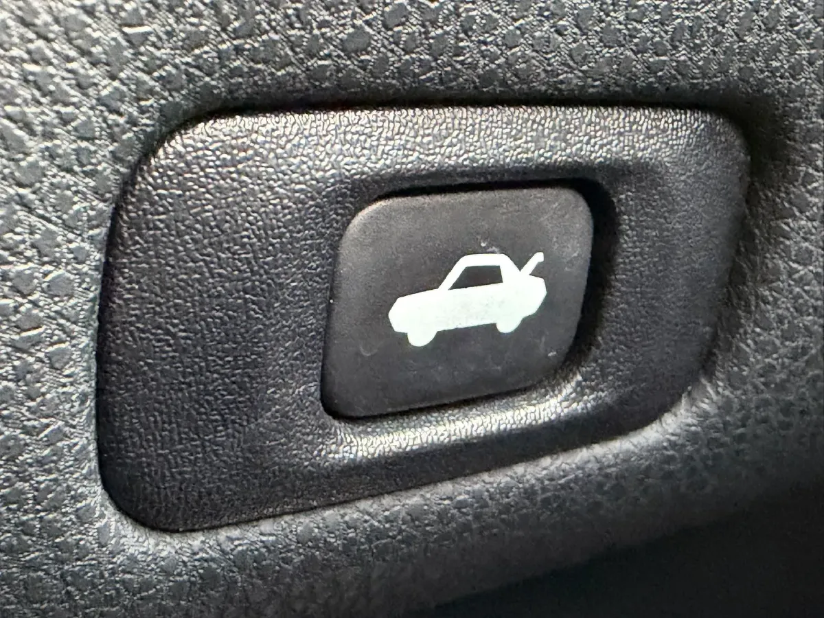 2018 Infiniti Q50L 2.0T 211HP L4 7AT,autocango,china used car exporter,china ev exporter,chinese used car exporter,chinese used ev exporter