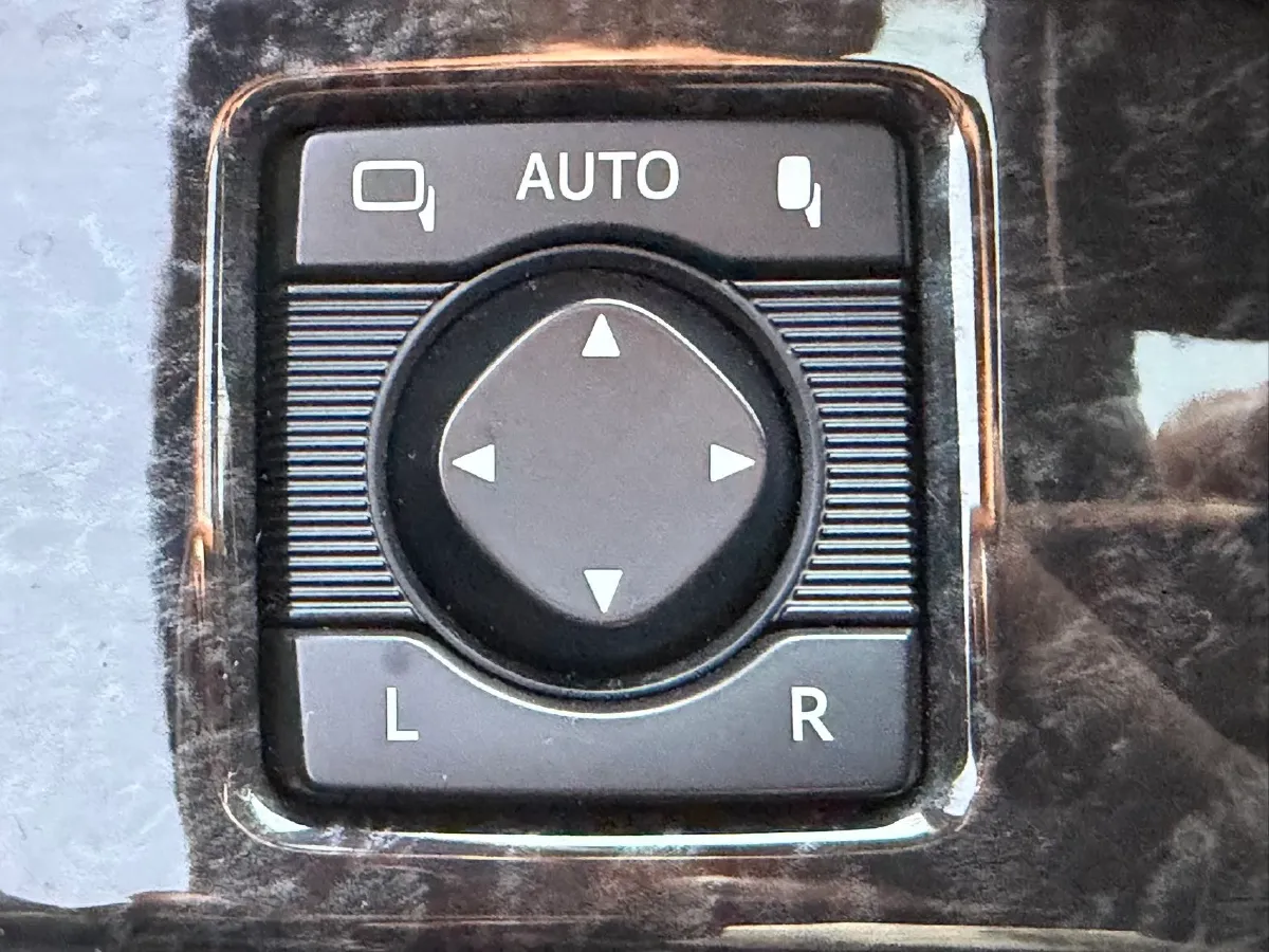 2018 Infiniti Q50L 2.0T 211HP L4 7AT,autocango,china used car exporter,china ev exporter,chinese used car exporter,chinese used ev exporter