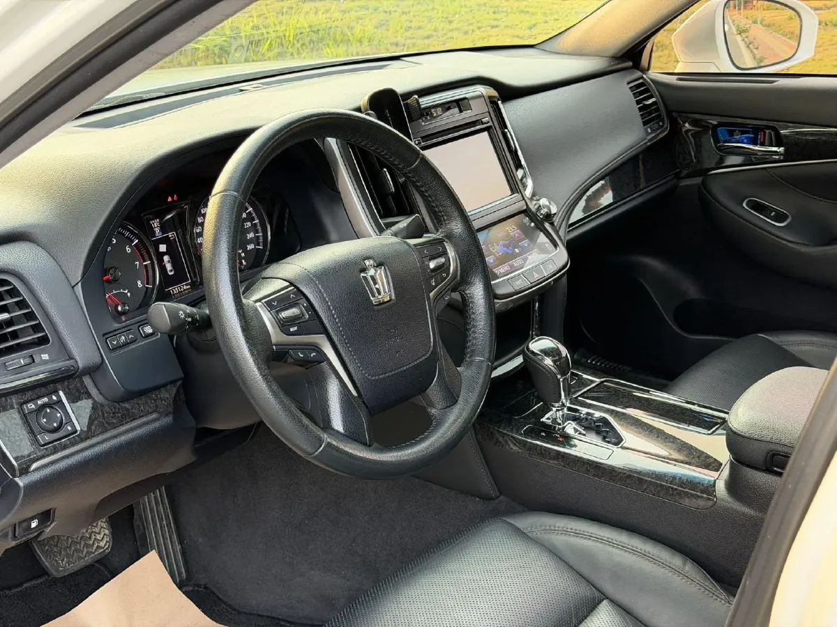 2018 Infiniti Q50L 2.0T 211HP L4 7AT,autocango,china used car exporter,china ev exporter,chinese used car exporter,chinese used ev exporter