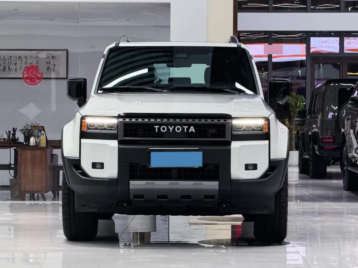2025 Toyota Land Cruiser Prado 2.4T 282HP L4 8AT Hybrid 5.1KWH,autocango,china used car exporter,china ev exporter,chinese used car exporter,chinese used ev exporter