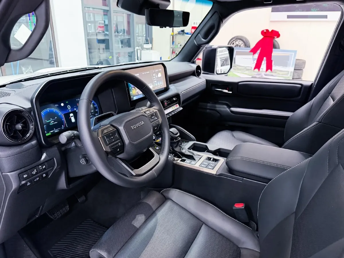 2025 Toyota Land Cruiser Prado 2.4T 282HP L4 8AT Hybrid 5.1KWH,autocango,china used car exporter,china ev exporter,chinese used car exporter,chinese used ev exporter