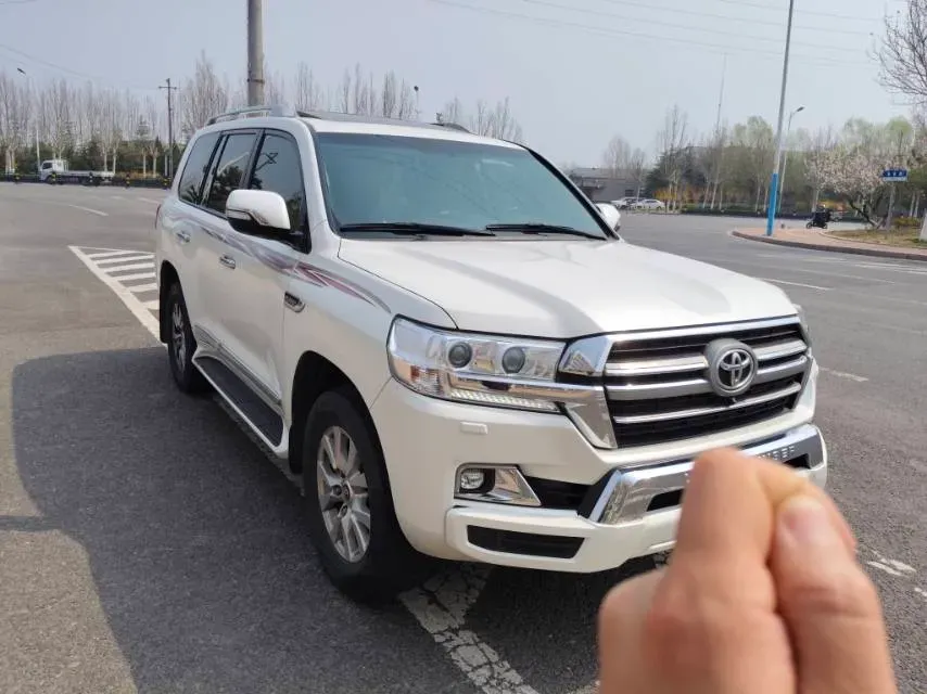 2019 Chevrolet Trax 1.0T 125HP L3 6AT,autocango,china used car exporter,china ev exporter,chinese used car exporter,chinese used ev exporter