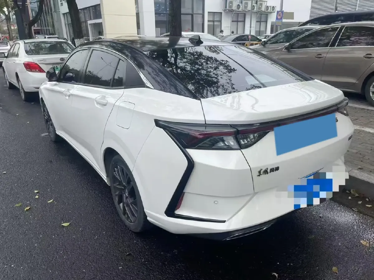 2020 DongFeng Aeolus YiXuan 1.5T 150HP L4 6DCT,autocango,china used car exporter,china ev exporter,chinese used car exporter,chinese used ev exporter