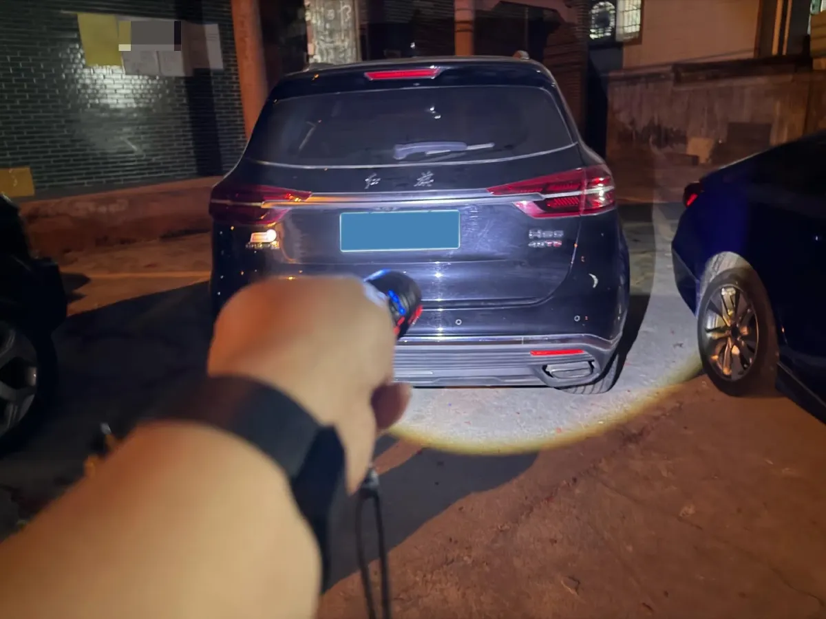 2019 HongQi HS5 2.0T 224HP L4 6AT,autocango,china used car exporter,china ev exporter,chinese used car exporter,chinese used ev exporter