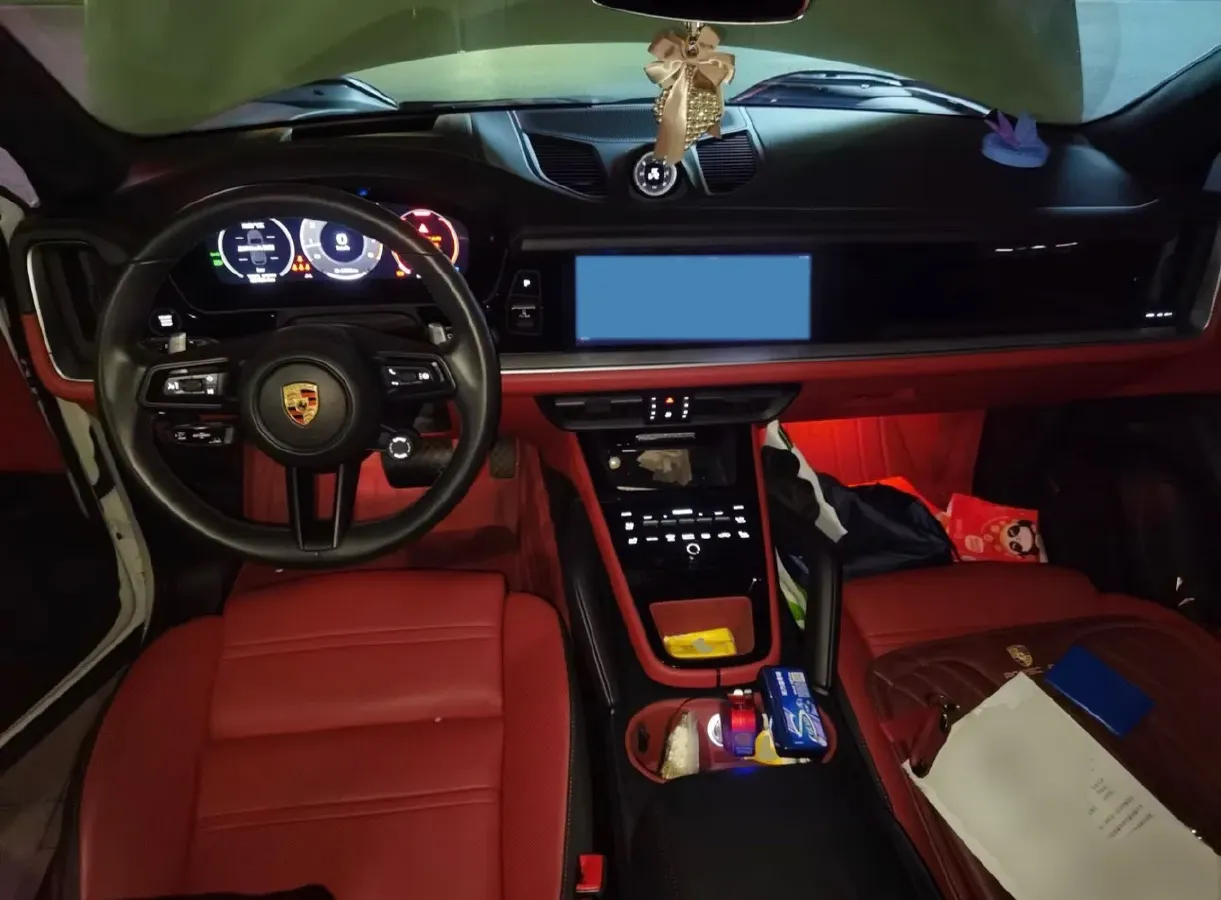 2024 Porsche Cayenne 3.0T 354HP V6 8AT,autocango,china used car exporter,china ev exporter,chinese used car exporter,chinese used ev exporter