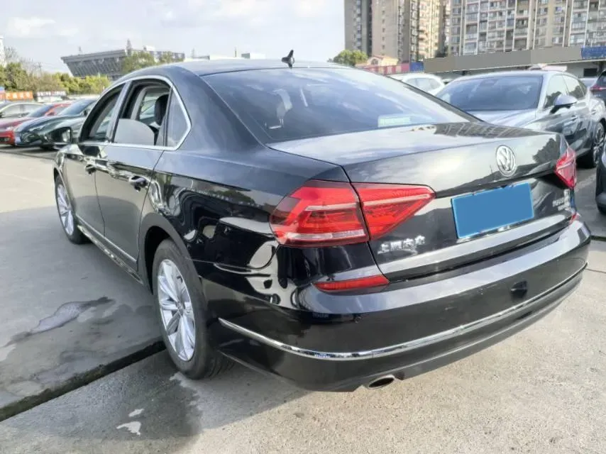 2017 Volkswagen Passat 1.8T 180HP L4 7DCT,autocango,china used car exporter,china ev exporter,chinese used car exporter,chinese used ev exporter