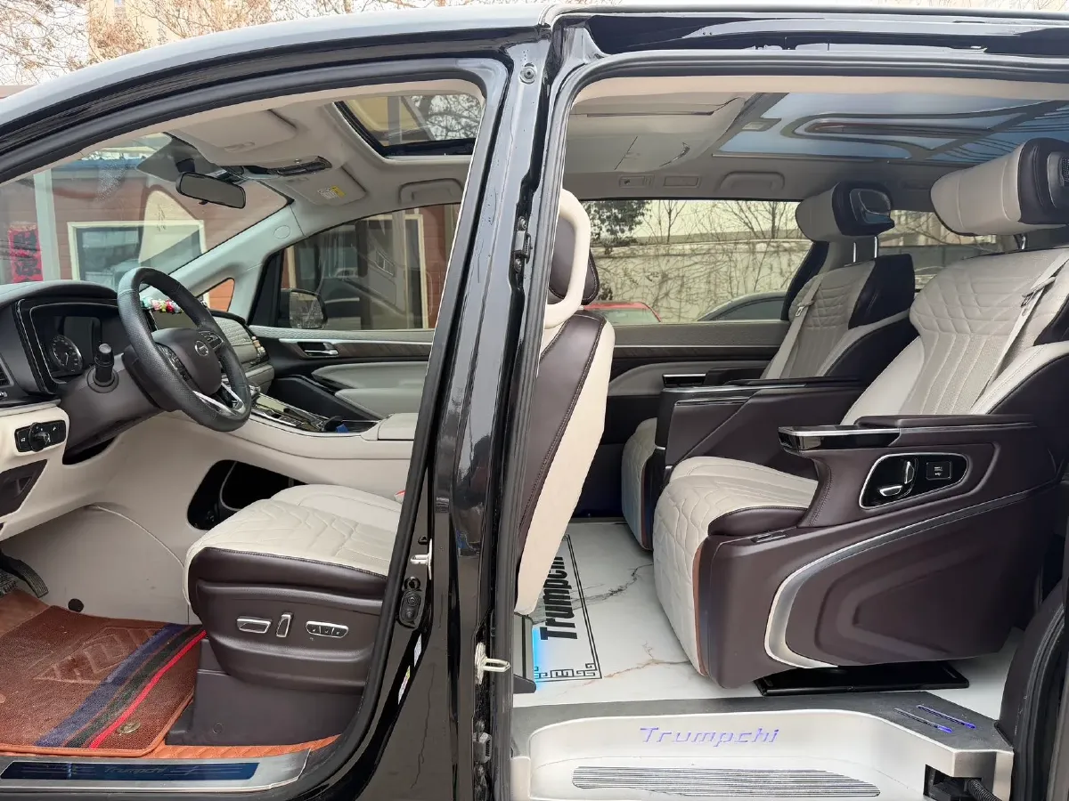 2021 GAC Trumpchi M8 2.0T 252HP L4 8AT,autocango,china used car exporter,china ev exporter,chinese used car exporter,chinese used ev exporter