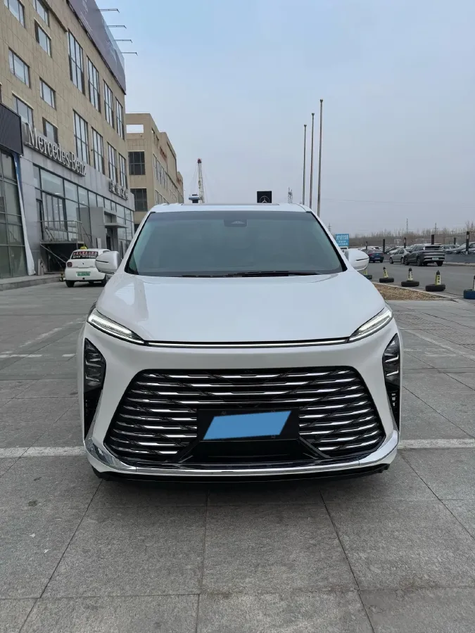 2025 Buick GL8 2.0T 237HP L4 9AT,autocango,china used car exporter,china ev exporter,chinese used car exporter,chinese used ev exporter