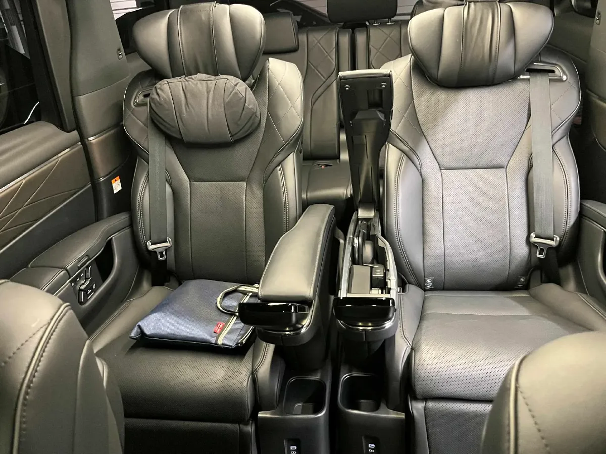 2024 Toyota Vellfire 2.5L 190HP L4 E-CVT Hybrid,autocango,china used car exporter,china ev exporter,chinese used car exporter,chinese used ev exporter