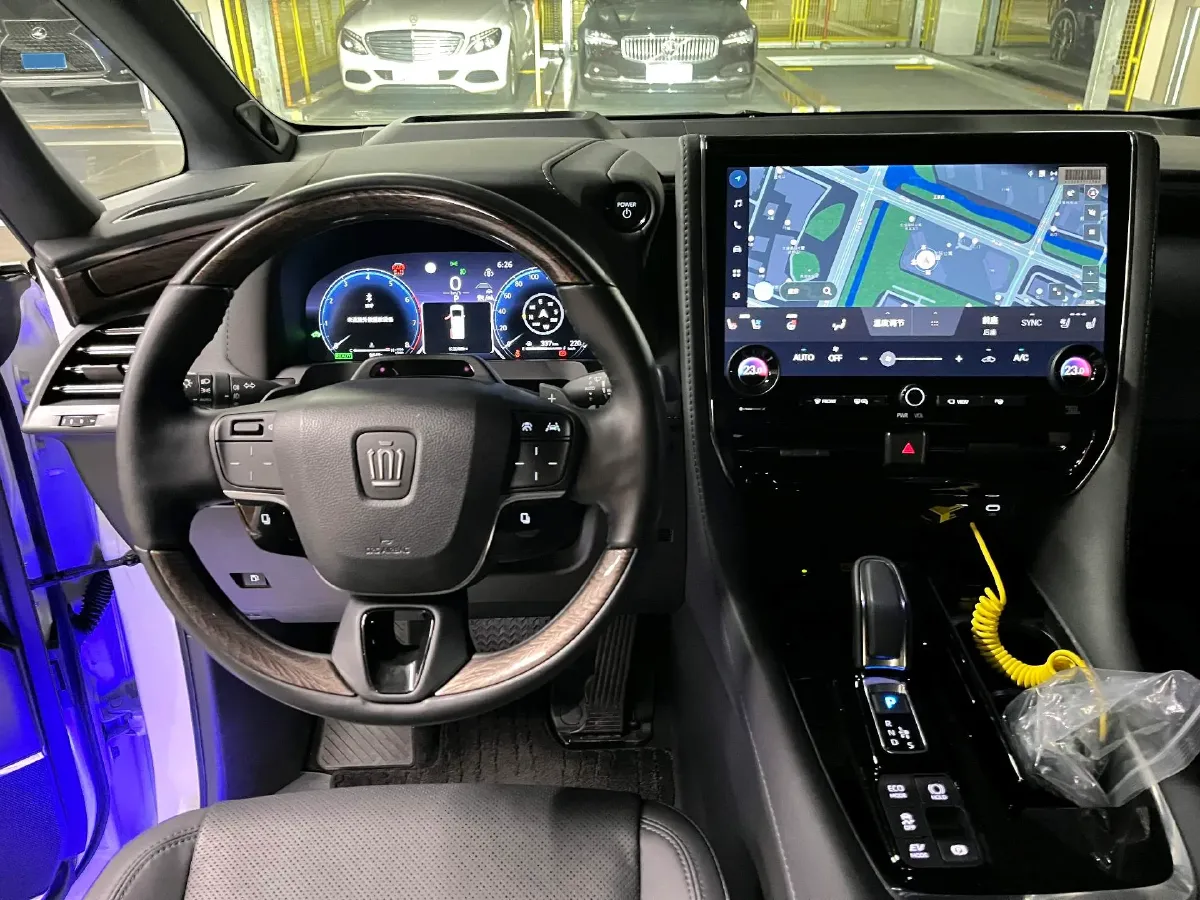 2024 Toyota Vellfire 2.5L 190HP L4 E-CVT Hybrid,autocango,china used car exporter,china ev exporter,chinese used car exporter,chinese used ev exporter