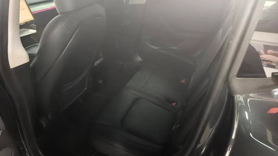 2024 Iveco OuSheng BEV 77.28KWH,autocango,china used car exporter,china ev exporter,chinese used car exporter,chinese used ev exporter