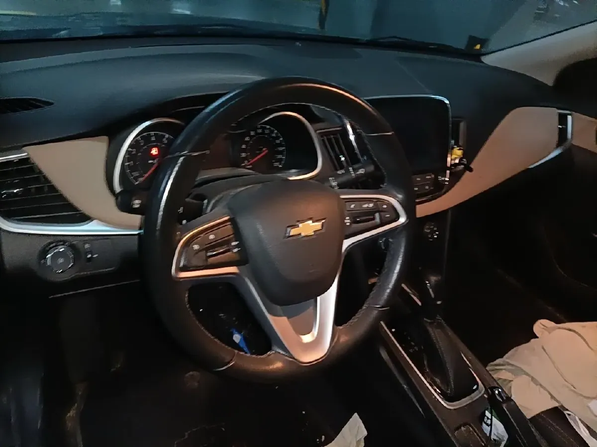 2021 Chevrolet Monza 1.5L 113HP L4 6AT,autocango,china used car exporter,china ev exporter,chinese used car exporter,chinese used ev exporter