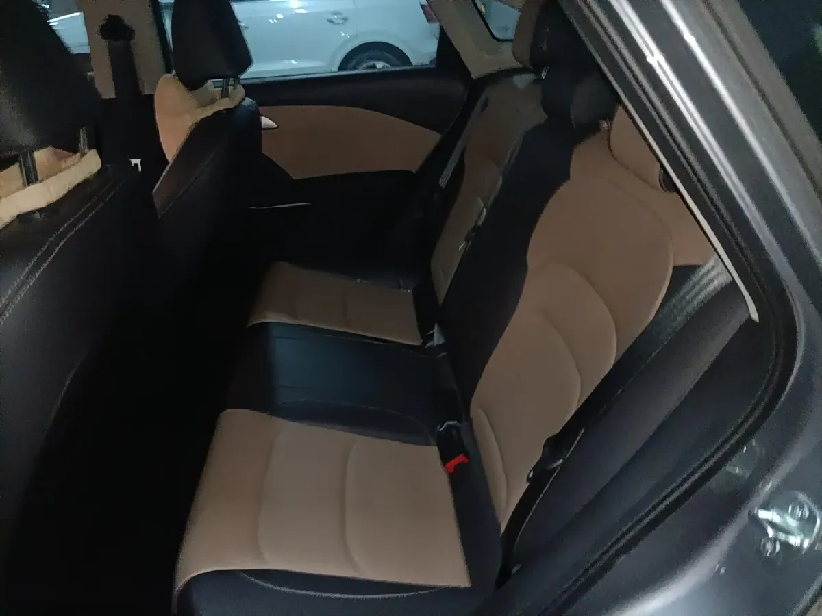 2021 Chevrolet Monza 1.5L 113HP L4 6AT,autocango,china used car exporter,china ev exporter,chinese used car exporter,chinese used ev exporter