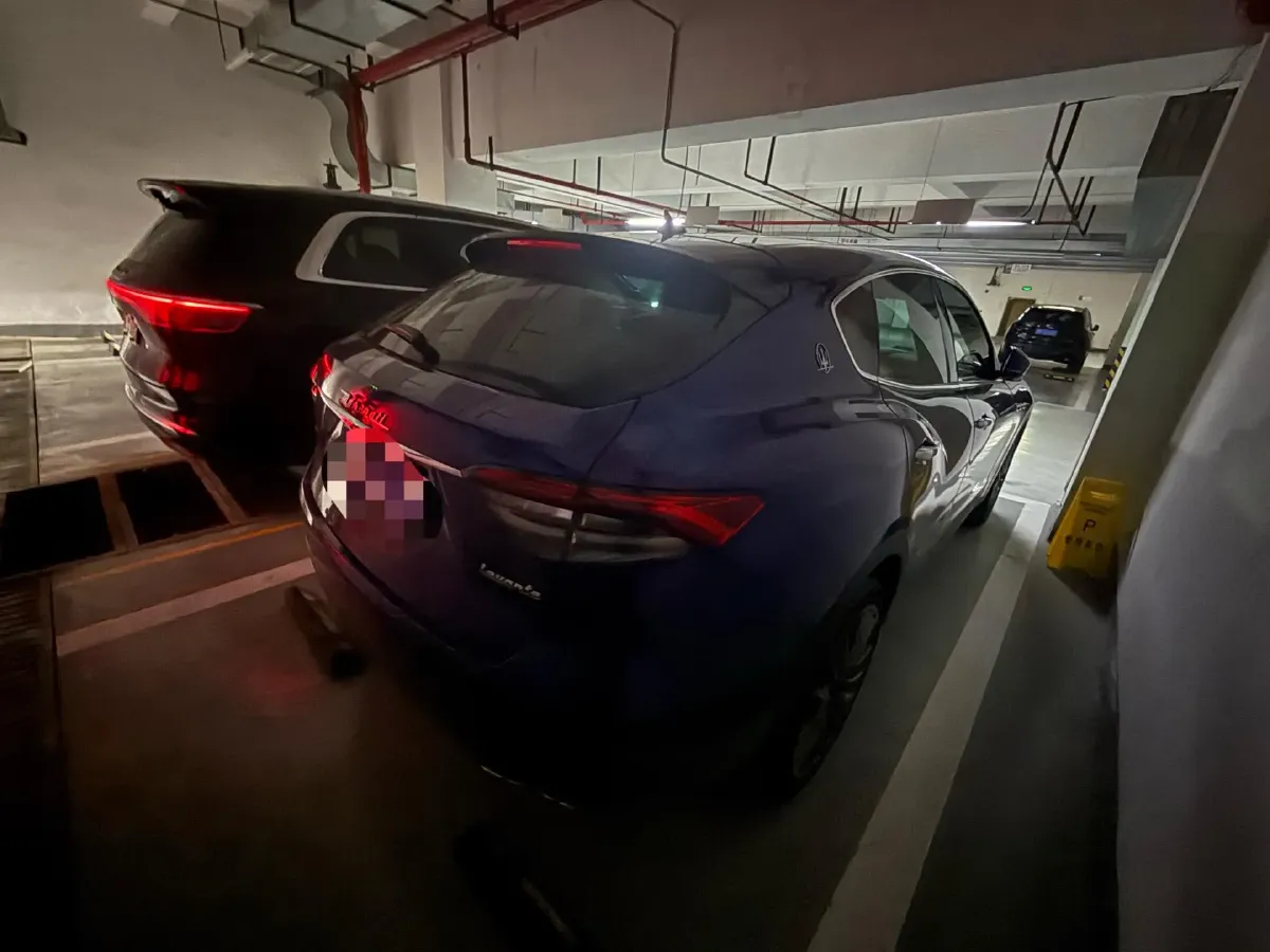 2021 Maserati Levante 3.0T 350HP V6 8AT,autocango,china used car exporter,china ev exporter,chinese used car exporter,chinese used ev exporter