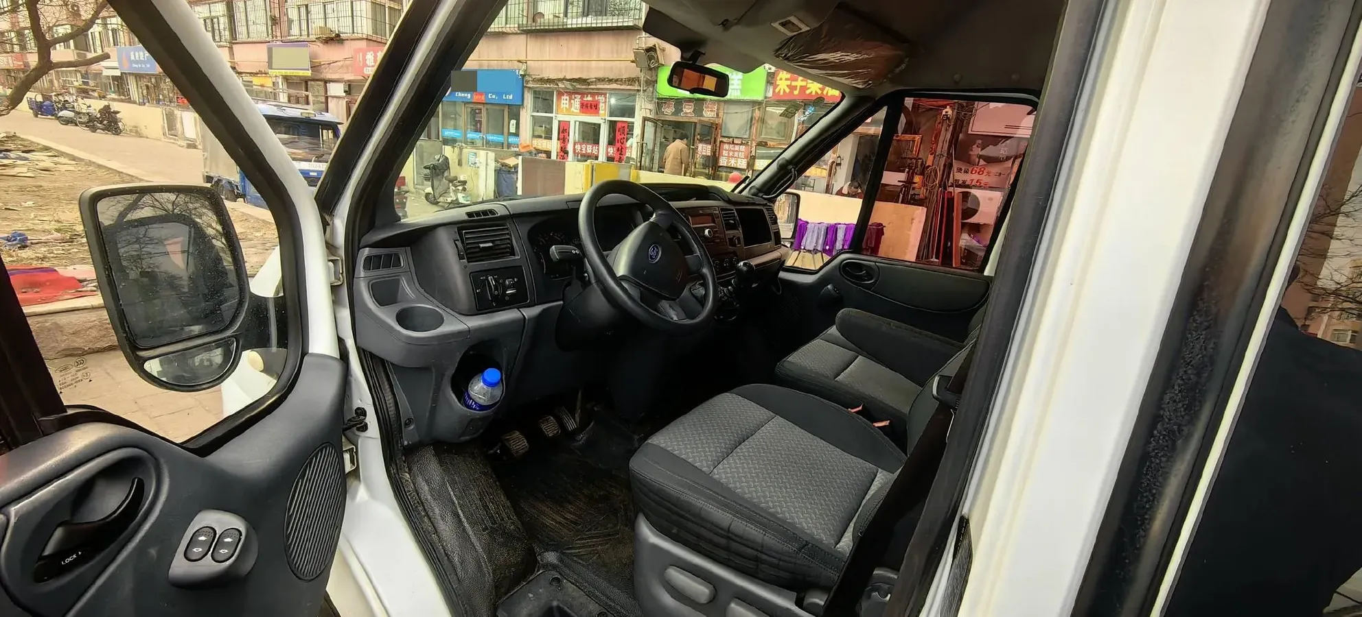 2019 Ford New Era Transit 2.2T 140HP L4 6MT,autocango,china used car exporter,china ev exporter,chinese used car exporter,chinese used ev exporter