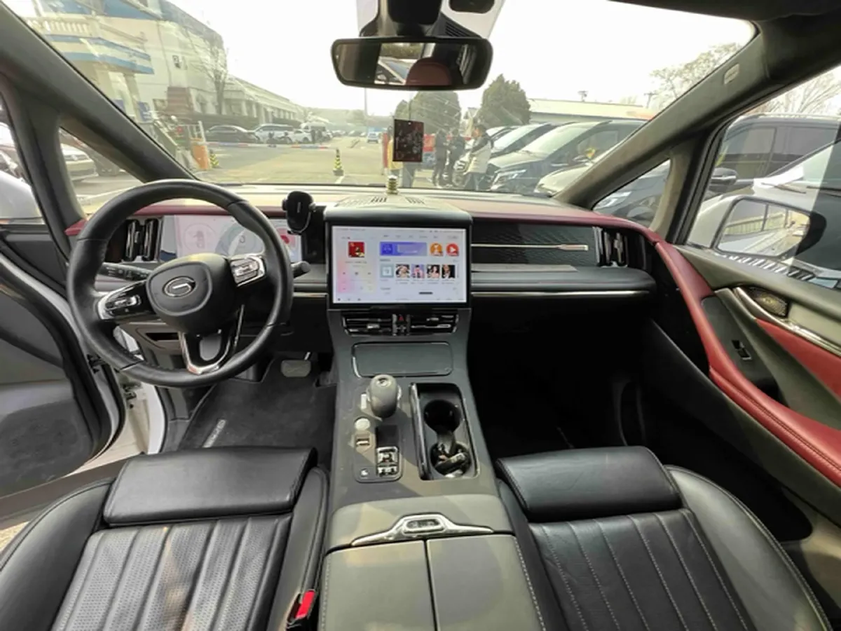 2024 GAC Trumpchi M8 2.0T 190HP L4 E-CVT Hybrid,autocango,china used car exporter,china ev exporter,chinese used car exporter,chinese used ev exporter