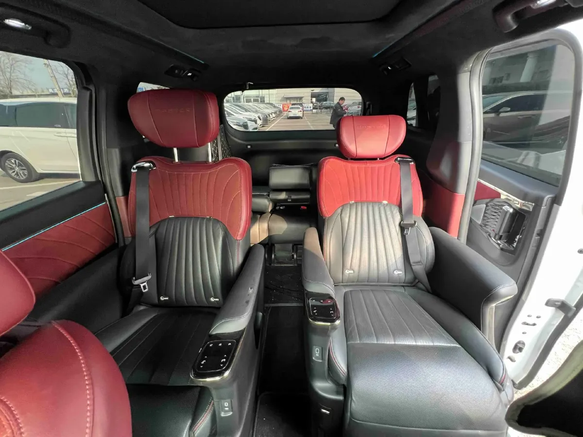 2024 GAC Trumpchi M8 2.0T 190HP L4 E-CVT Hybrid,autocango,china used car exporter,china ev exporter,chinese used car exporter,chinese used ev exporter