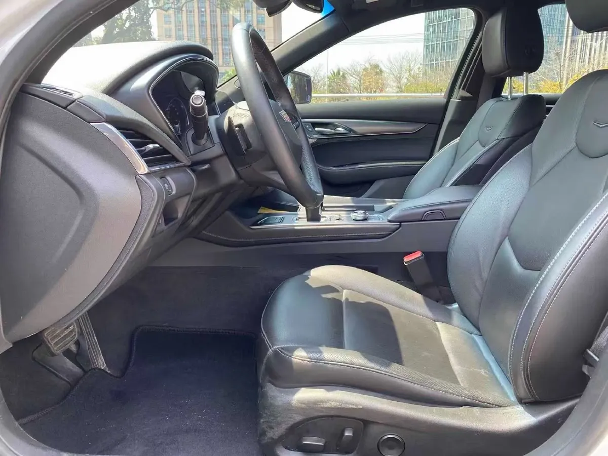 2021 Cadillac CT5 2.0T 237HP L4 10AT,autocango,china used car exporter,china ev exporter,chinese used car exporter,chinese used ev exporter