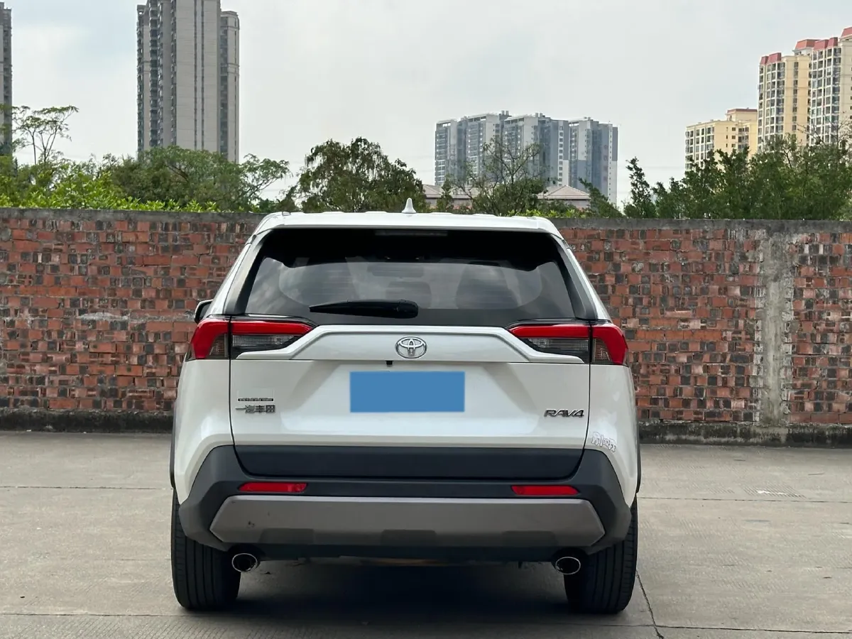 2021 Toyota RAV4 2.0L 171HP L4 CVT,autocango,china used car exporter,china ev exporter,chinese used car exporter,chinese used ev exporter