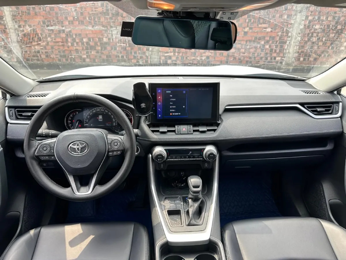 2021 Toyota RAV4 2.0L 171HP L4 CVT,autocango,china used car exporter,china ev exporter,chinese used car exporter,chinese used ev exporter