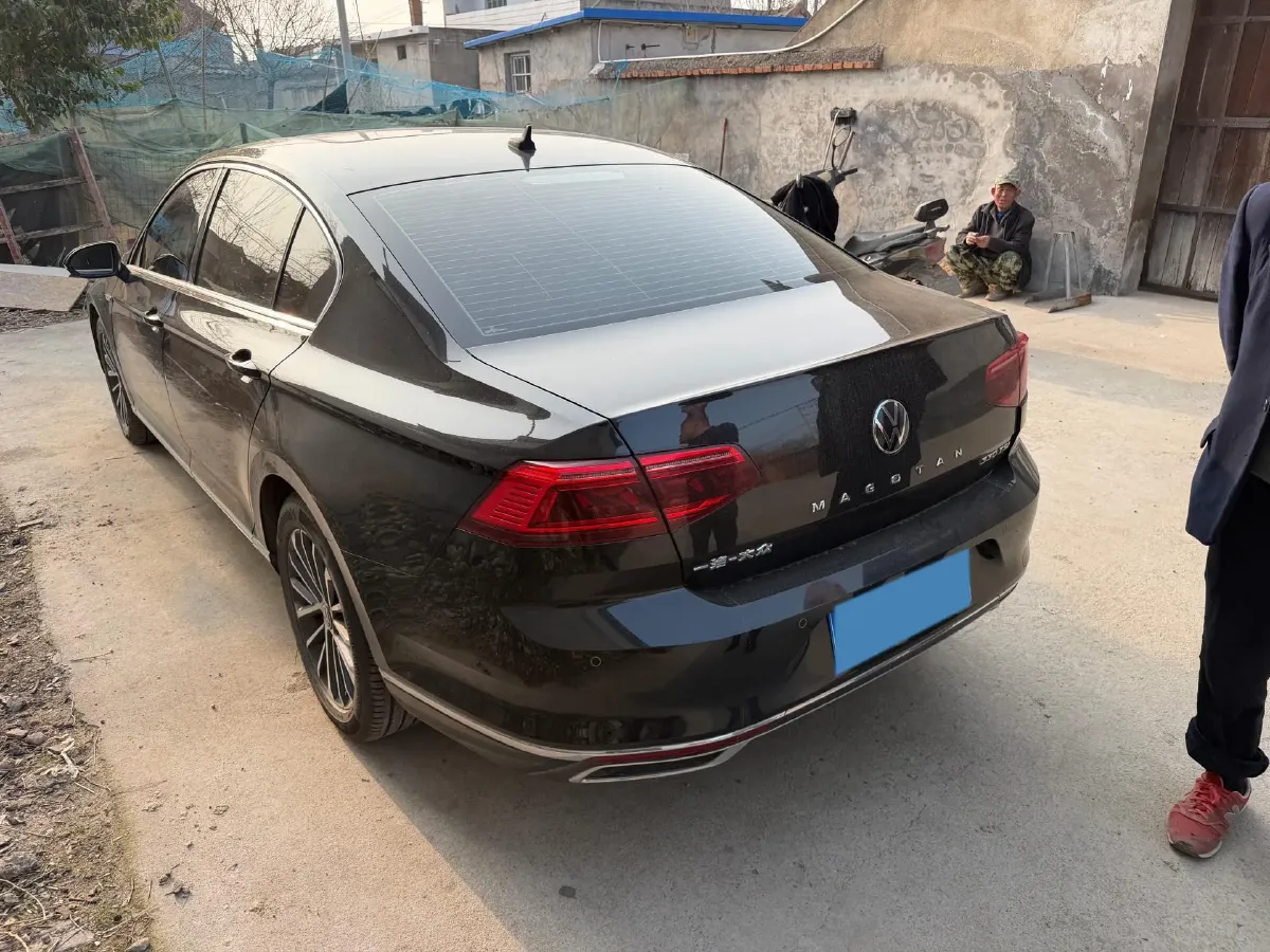 2020 Volkswagen Magotan 2.0T 186HP L4 7DCT,autocango,china used car exporter,china ev exporter,chinese used car exporter,chinese used ev exporter