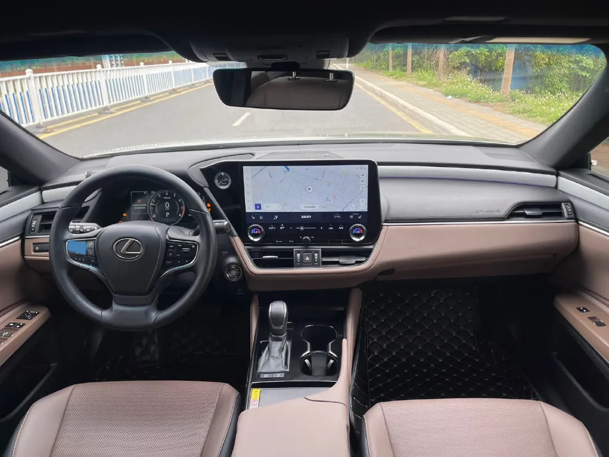 2025 Lexus ES 2.0L 173HP L4 CVT,autocango,china used car exporter,china ev exporter,chinese used car exporter,chinese used ev exporter