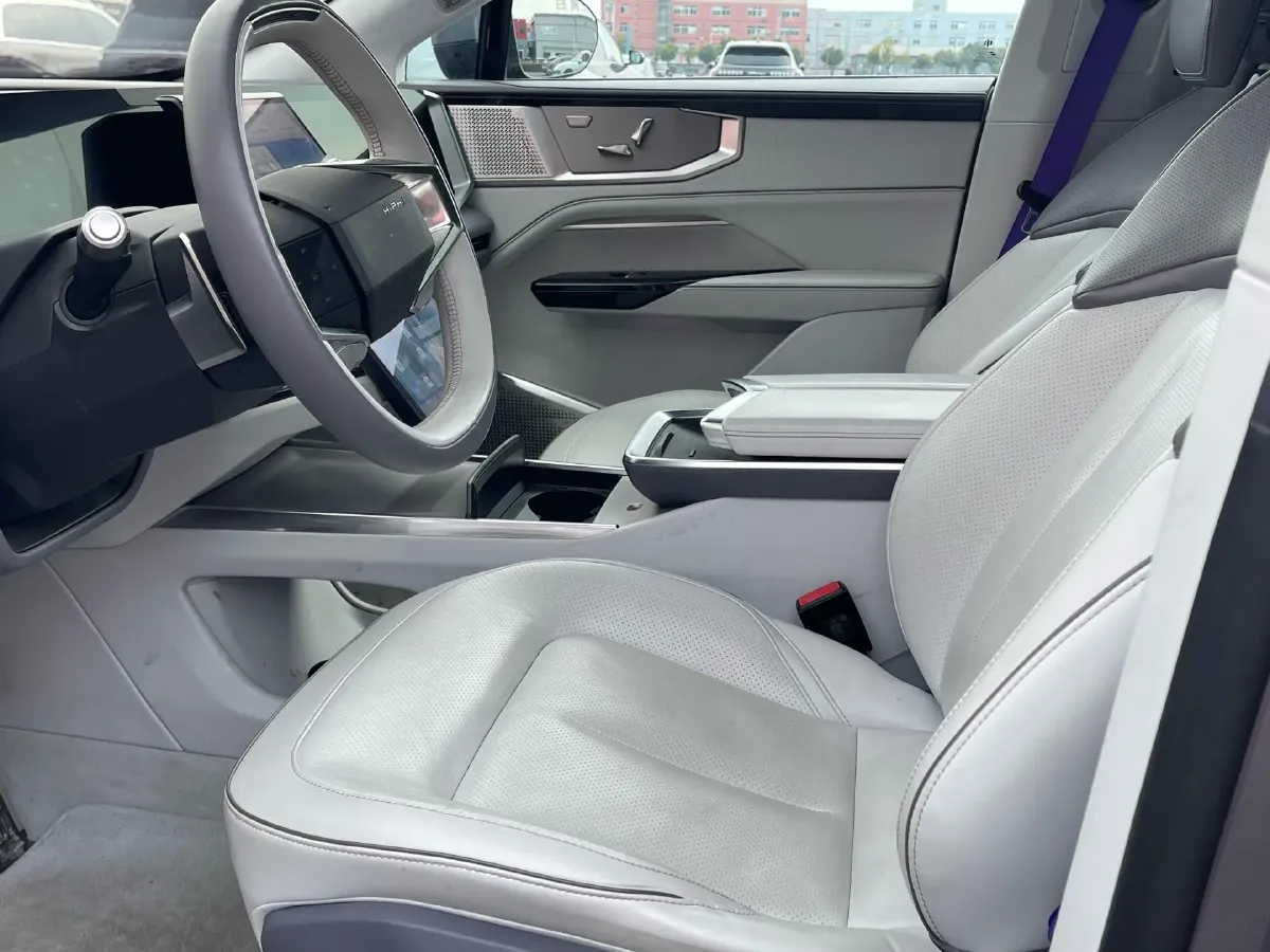 2023 HiPhi Y BEV 76.6KWH,autocango,china used car exporter,china ev exporter,chinese used car exporter,chinese used ev exporter