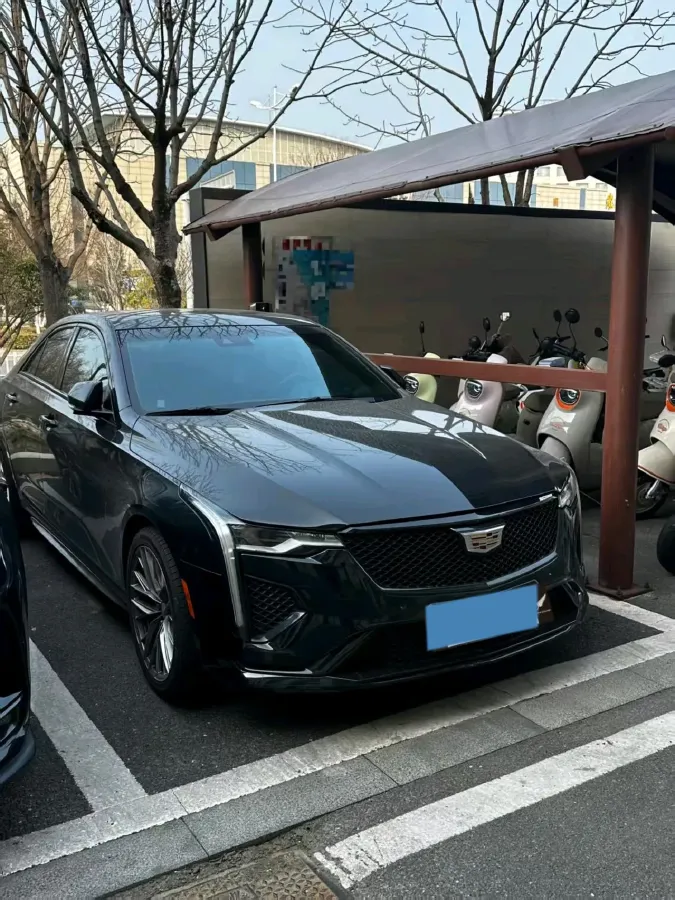 2021 Cadillac CT4 2.0T 237HP L4 8AT,autocango,china used car exporter,china ev exporter,chinese used car exporter,chinese used ev exporter