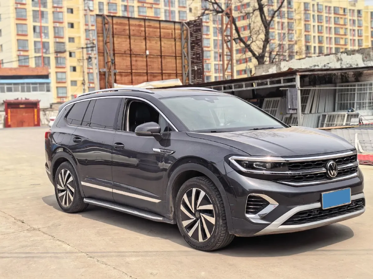 2021 Volkswagen Talagon 2.0T 220HP L4 7DCT,autocango,china used car exporter,china ev exporter,chinese used car exporter,chinese used ev exporter