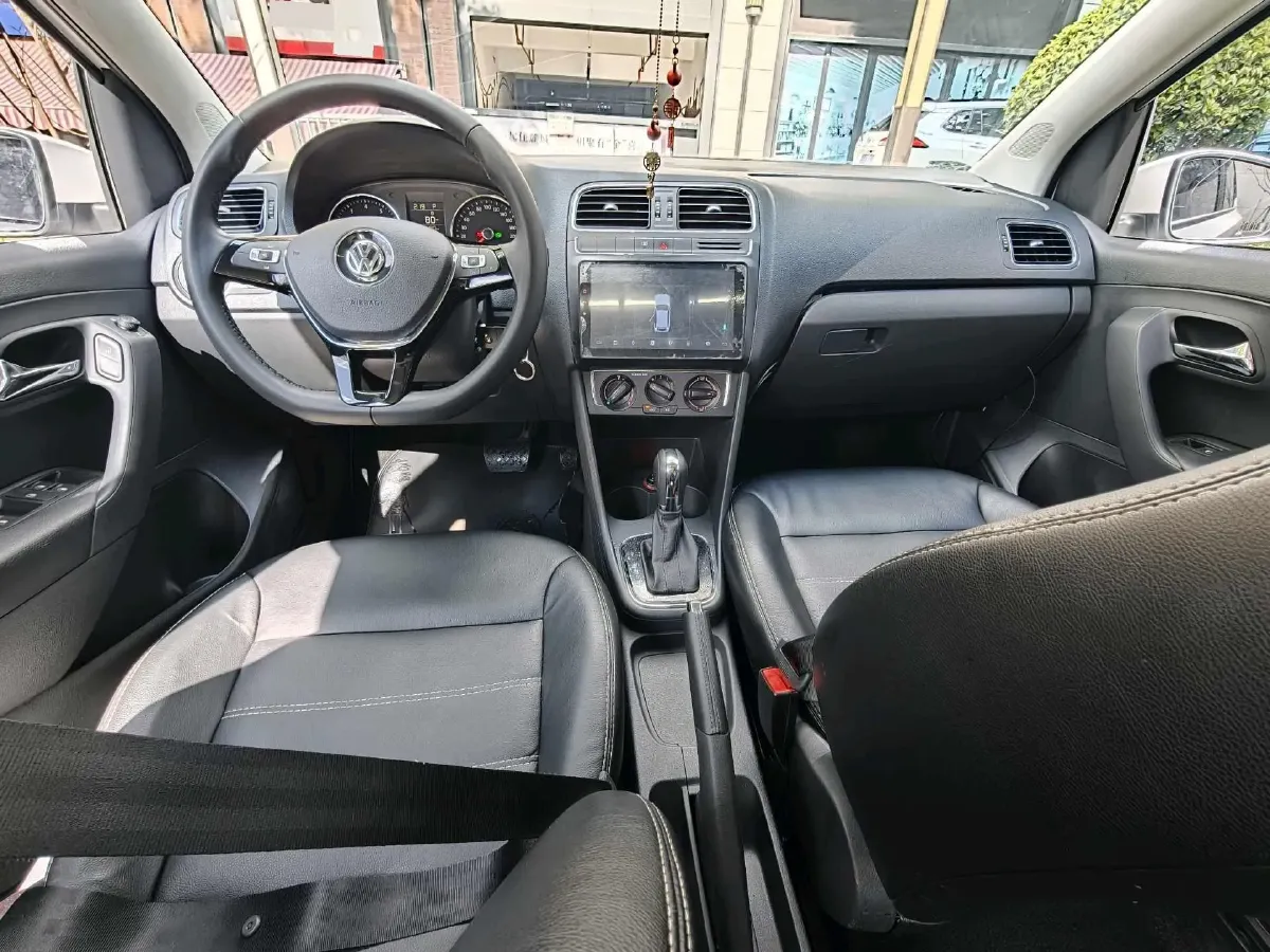 2016 Volkswagen Polo 1.6L 110HP L4 6AT,autocango,china used car exporter,china ev exporter,chinese used car exporter,chinese used ev exporter
