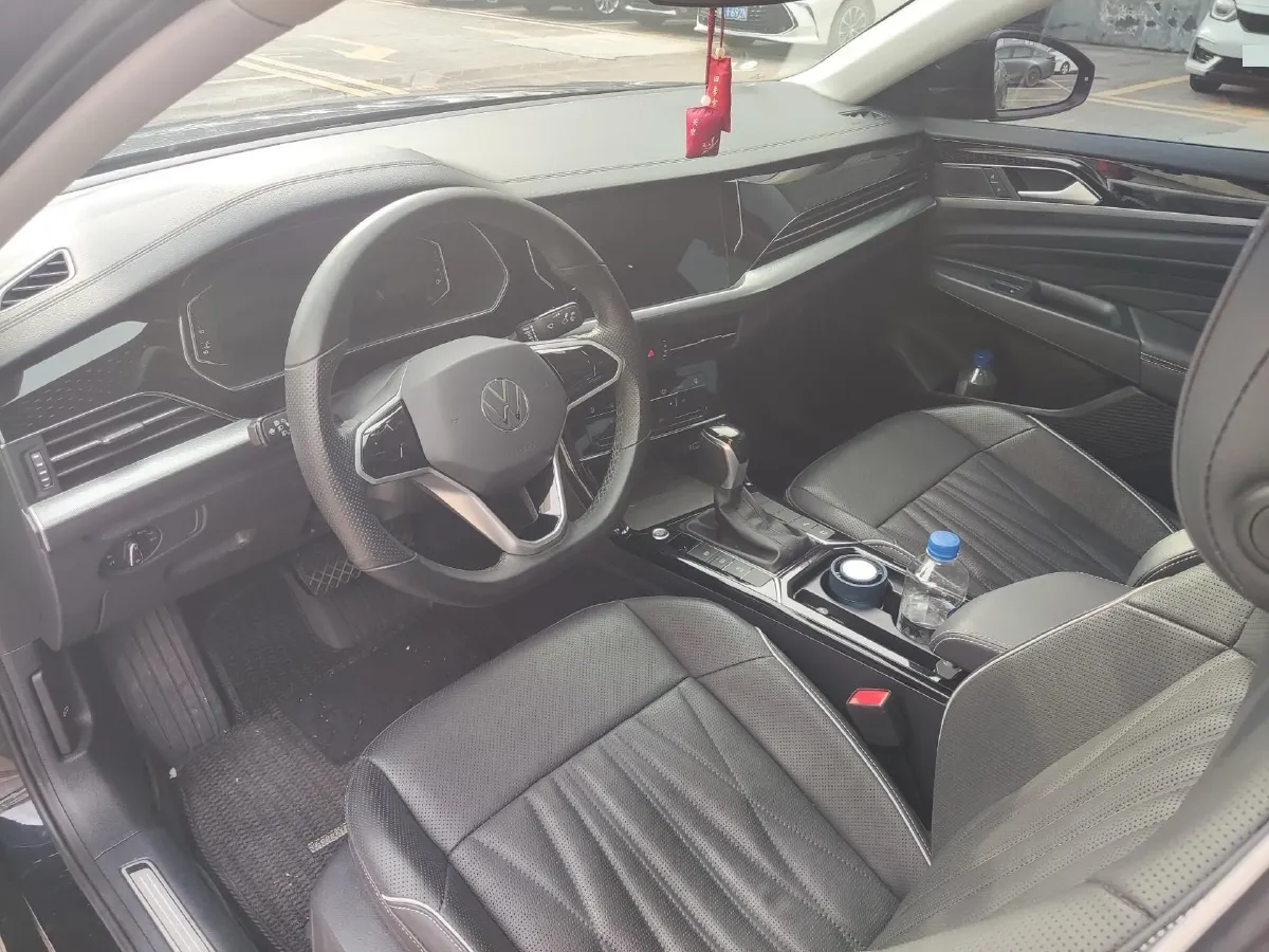 2023 Volkswagen Passat 2.0T 186HP L4 7DCT,autocango,china used car exporter,china ev exporter,chinese used car exporter,chinese used ev exporter