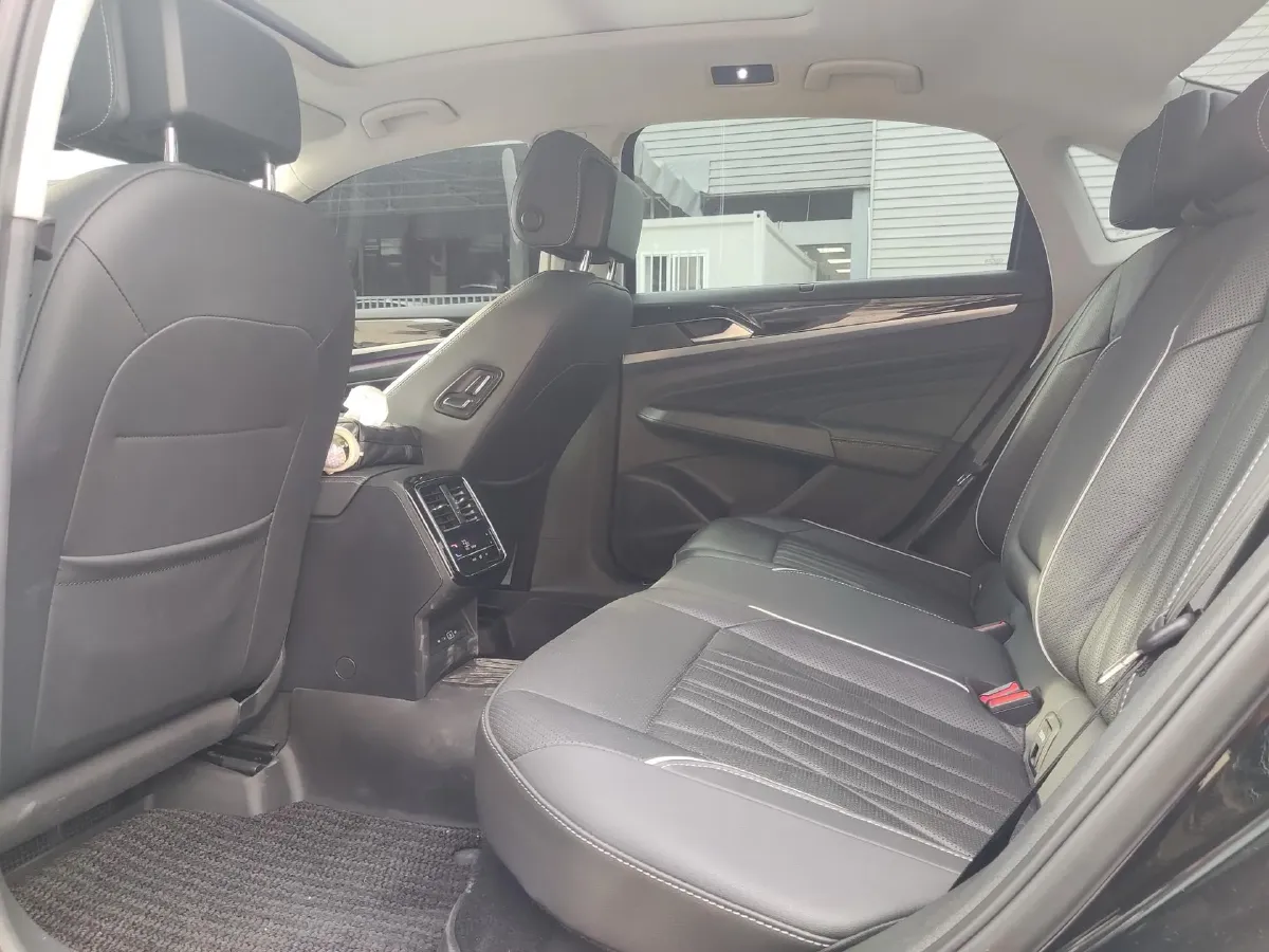 2023 Volkswagen Passat 2.0T 186HP L4 7DCT,autocango,china used car exporter,china ev exporter,chinese used car exporter,chinese used ev exporter