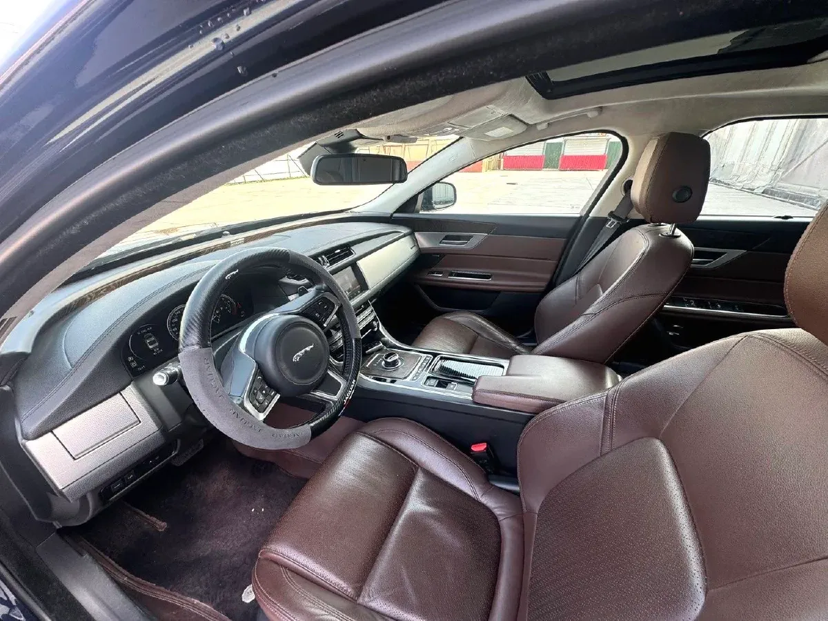 2018 Mercedes-Benz E Class 2.0T 184HP L4 9AT,autocango,china used car exporter,china ev exporter,chinese used car exporter,chinese used ev exporter