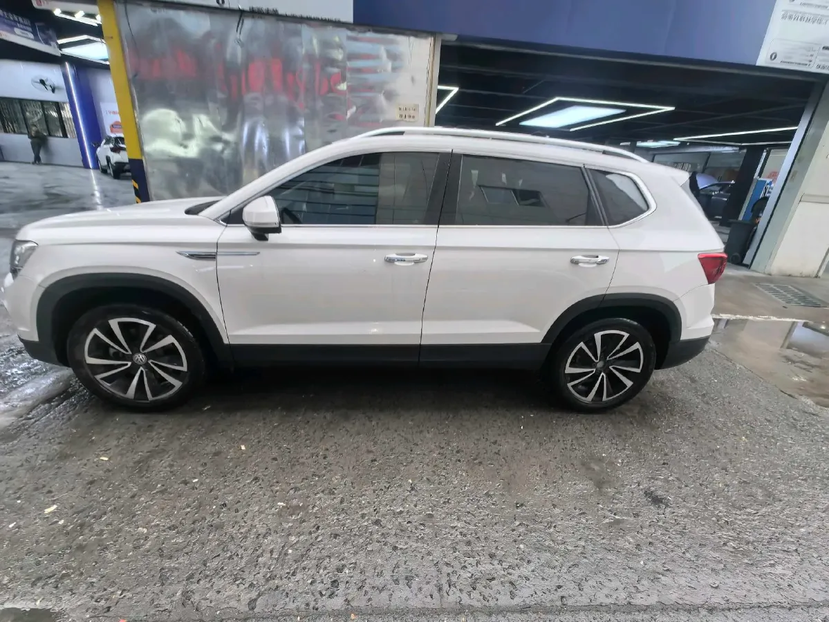 2021 Volkswagen Tharu 1.4T 150HP L4 7DCT,autocango,china used car exporter,china ev exporter,chinese used car exporter,chinese used ev exporter