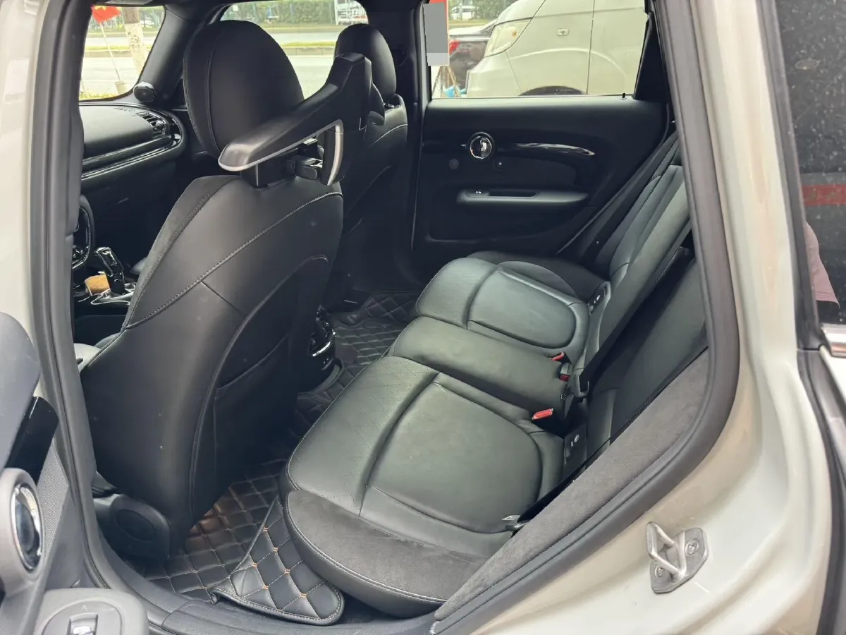 2020 MINI JCW CLUBMAN 2.0T 272HP L4 8AT,autocango,china used car exporter,china ev exporter,chinese used car exporter,chinese used ev exporter