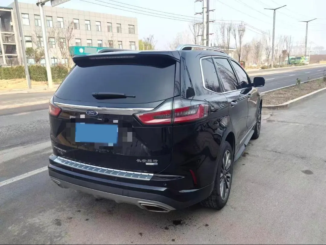 2021 Ford Edge 2.0T 245HP L4 8AT,autocango,china used car exporter,china ev exporter,chinese used car exporter,chinese used ev exporter