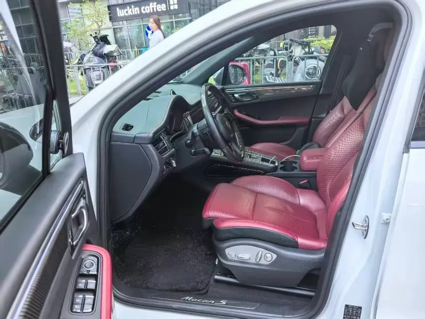 2021 Porsche Macan 3.0T 354HP V6 7DCT,autocango,china used car exporter,china ev exporter,chinese used car exporter,chinese used ev exporter