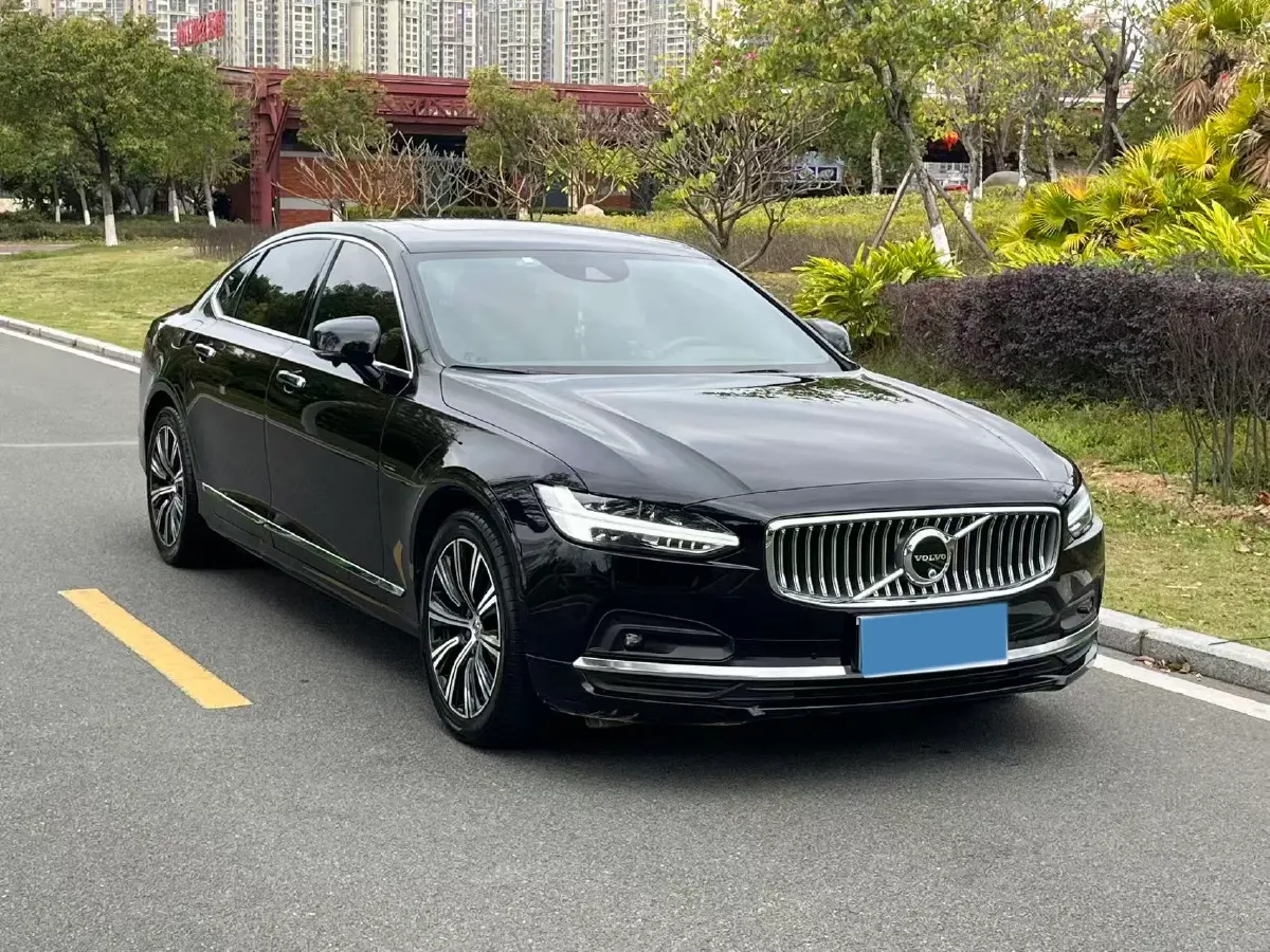 2021 Volvo S90 2.0T 250HP L4 8AT,autocango,china used car exporter,china ev exporter,chinese used car exporter,chinese used ev exporter