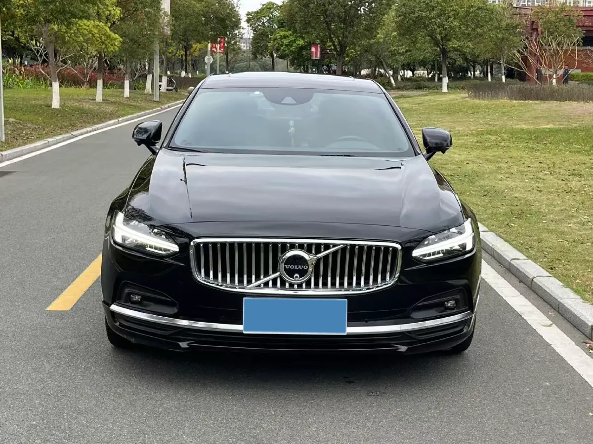 2021 Volvo S90 2.0T 250HP L4 8AT,autocango,china used car exporter,china ev exporter,chinese used car exporter,chinese used ev exporter