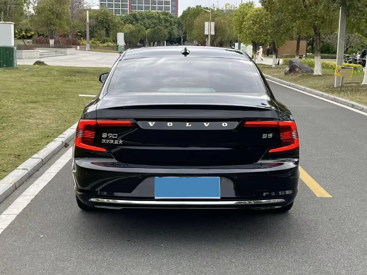 2021 Volvo S90 2.0T 250HP L4 8AT,autocango,china used car exporter,china ev exporter,chinese used car exporter,chinese used ev exporter