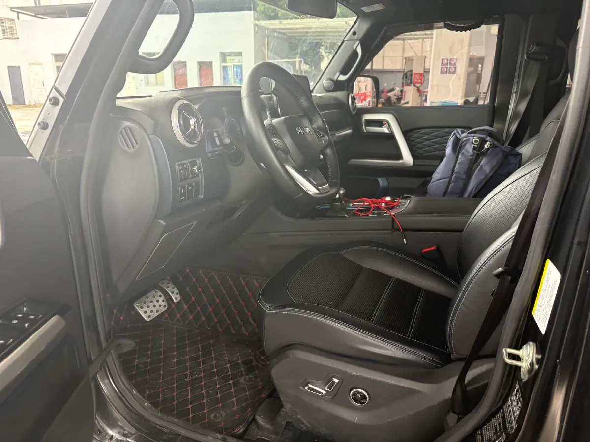 2024 Beijing BJ40 2.0T 163HP L4 8AT,autocango,china used car exporter,china ev exporter,chinese used car exporter,chinese used ev exporter