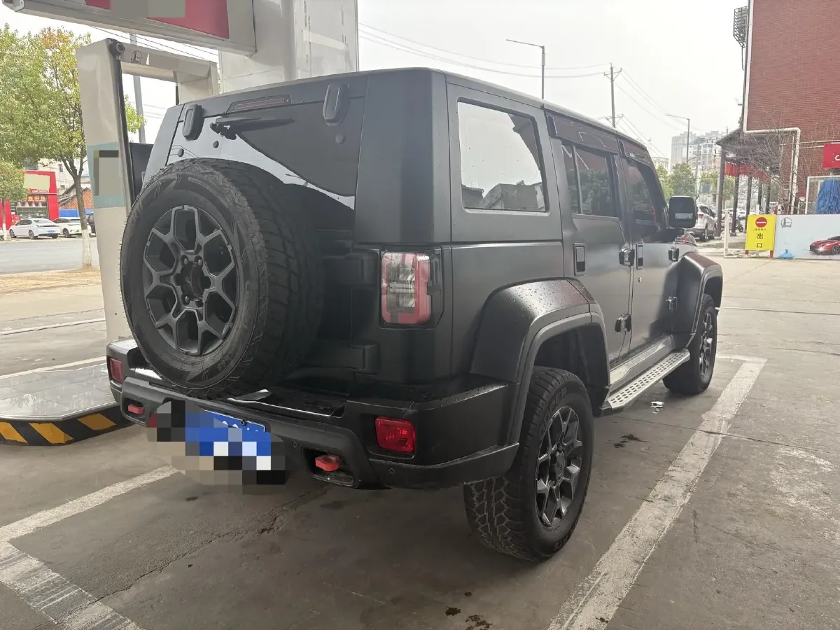2024 Beijing BJ40 2.0T 163HP L4 8AT,autocango,china used car exporter,china ev exporter,chinese used car exporter,chinese used ev exporter