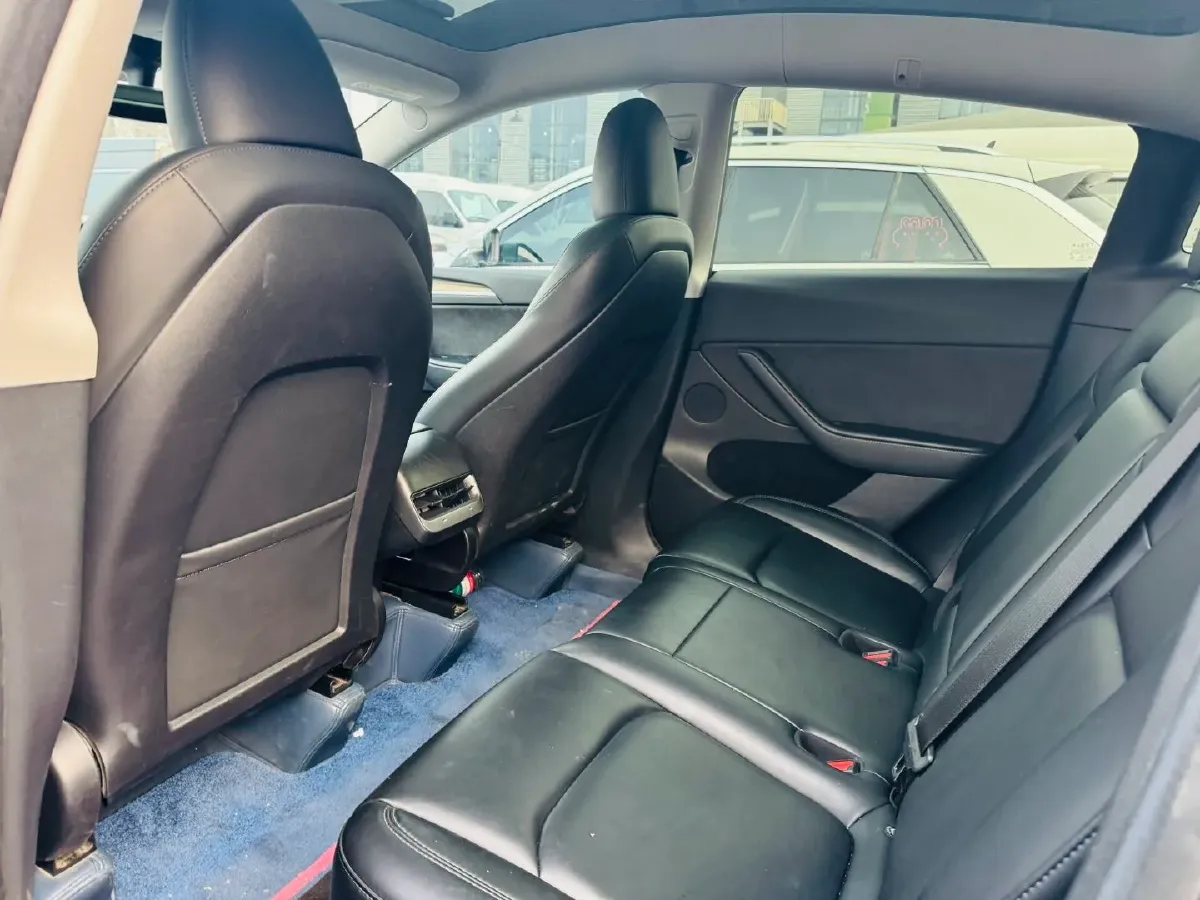 2022 Tesla Model Y BEV 60KWH,autocango,china used car exporter,china ev exporter,chinese used car exporter,chinese used ev exporter