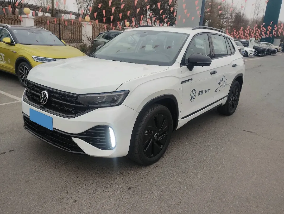 2023 Volkswagen Tayron 2.0T 220HP L4 7DCT,autocango,china used car exporter,china ev exporter,chinese used car exporter,chinese used ev exporter