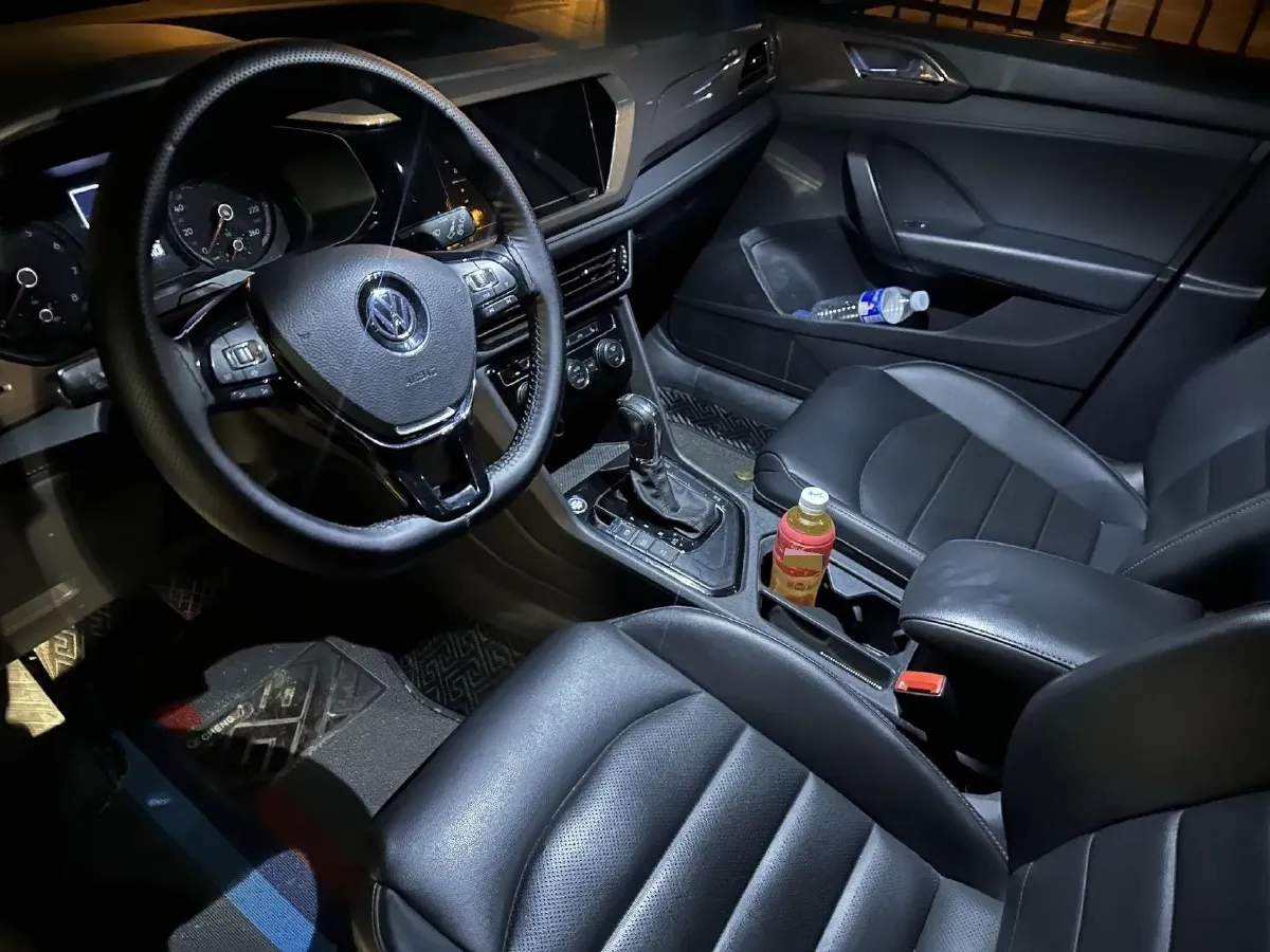 2021 Volkswagen Tharu 1.4T 150HP L4 7DCT,autocango,china used car exporter,china ev exporter,chinese used car exporter,chinese used ev exporter