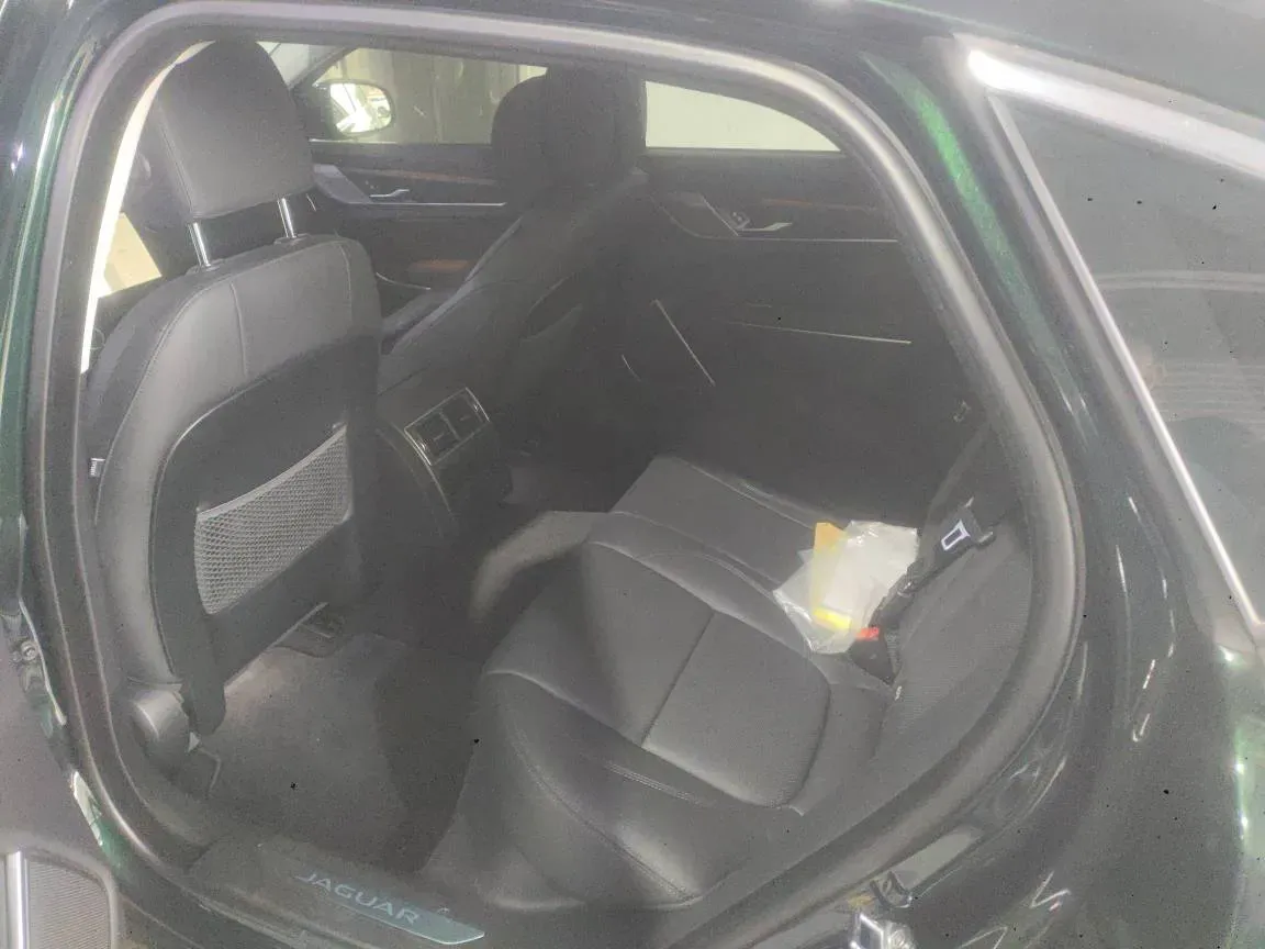 2024 Jaguar XFL 2.0T 250HP L4 8AT,autocango,china used car exporter,china ev exporter,chinese used car exporter,chinese used ev exporter