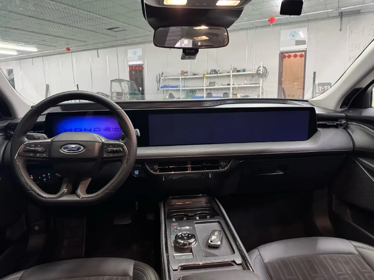 2022 Ford Mondeo 2.0T 238HP L4 8AT,autocango,china used car exporter,china ev exporter,chinese used car exporter,chinese used ev exporter